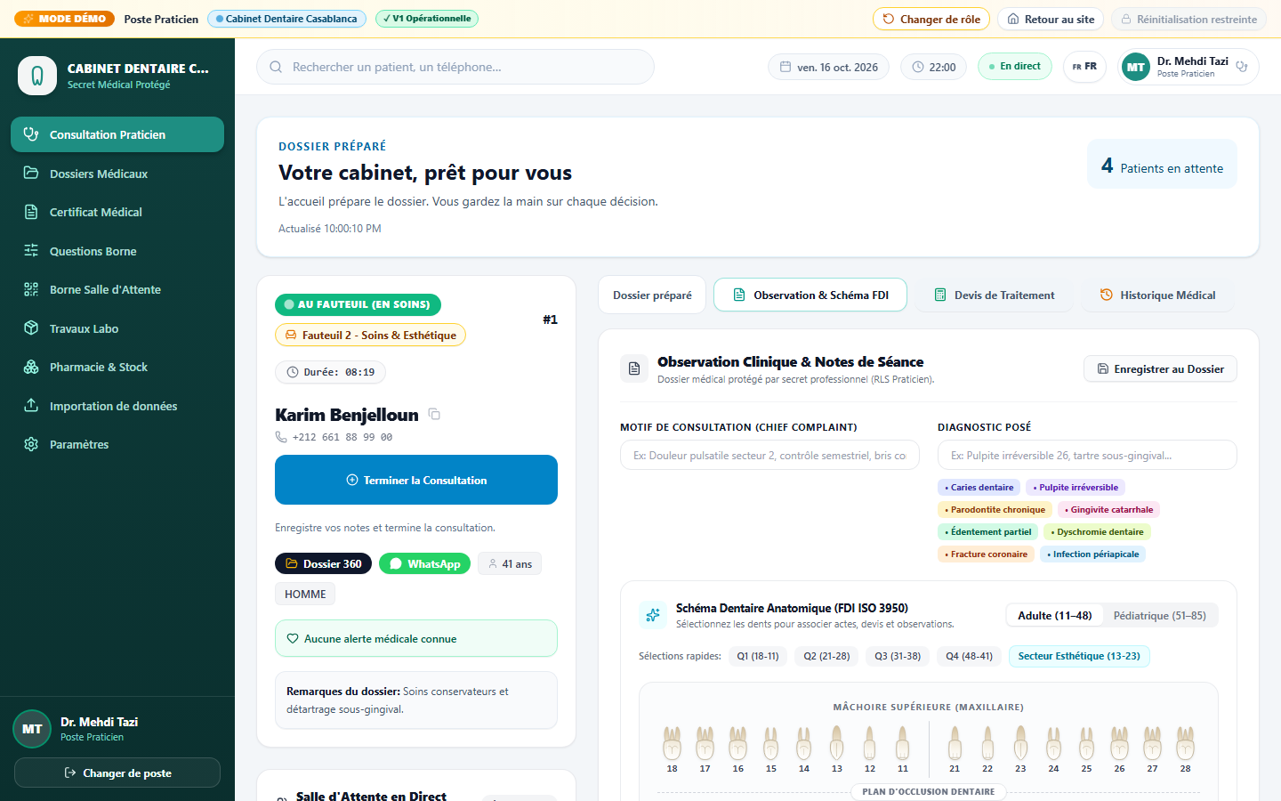 Poste praticien : patient au fauteuil et dossier préparé